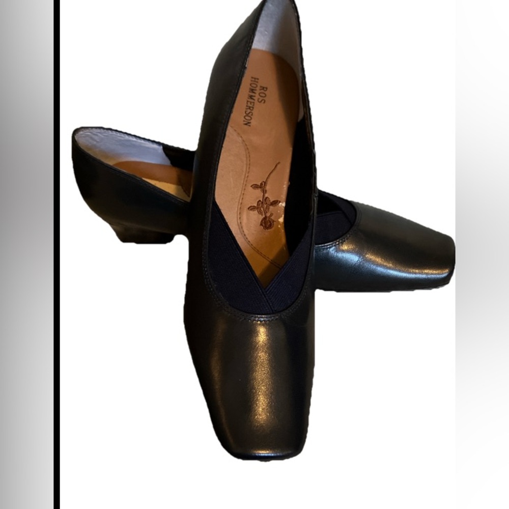 RON Hommerson Navy Blue Leather Low Heel 2” Classic Pumps 9N